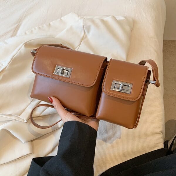 Women's Fashion Double Pocket Underarm Retro Shoulder Messenger Bag - Image 2
