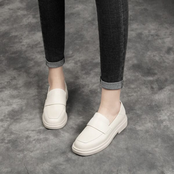 Female British leather loafers - Image 2