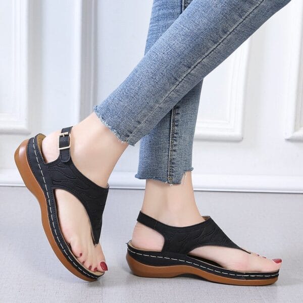 Casual Sandals Women's Wedge Heel Solid Color Flip Flop Sandals - Image 2